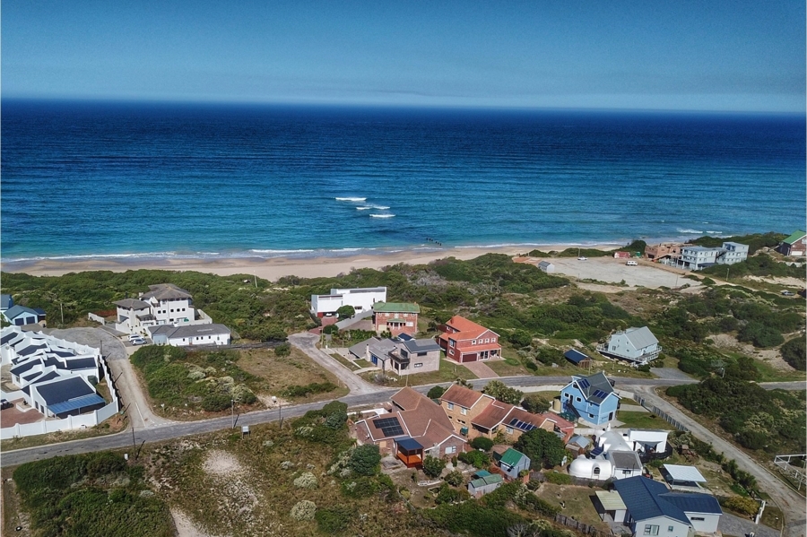 0 Bedroom Property for Sale in Paradise Beach Eastern Cape